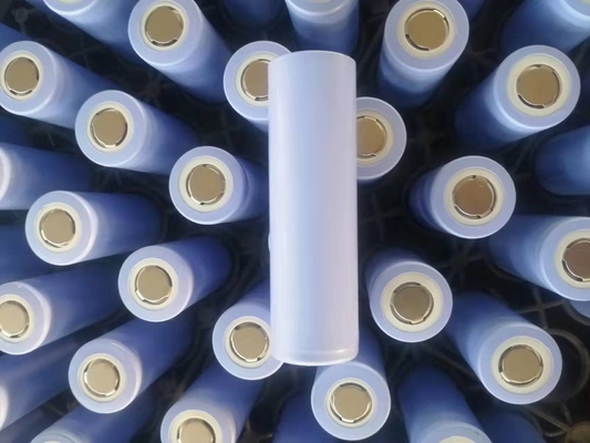 3000mAh 21700 Baterai Li Ion Isi Ulang 3.2V 3.3v 3Ah 21.5×70.5mm
