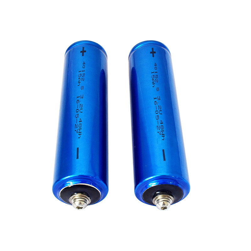 40152 3.2v 15Ah LiFePO4 Baterai Sel Untuk Paket Baterai Sepeda Motor Listrik 48v